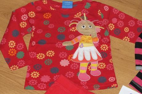 2x tricko s teplackami, vyborny stav, next,86