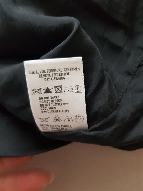 Nádherné šaty escada, č.s/m, s