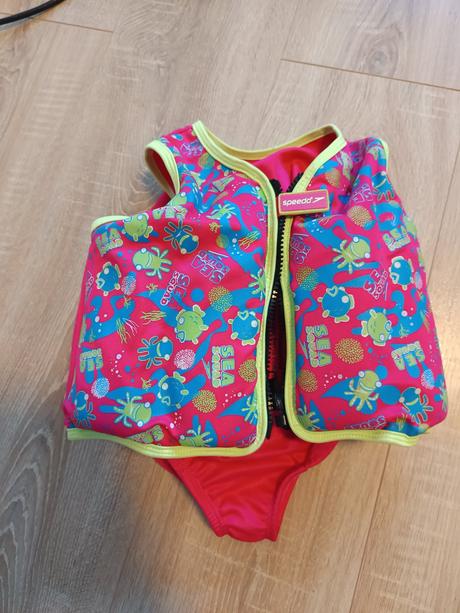 Vesta na plávanie,