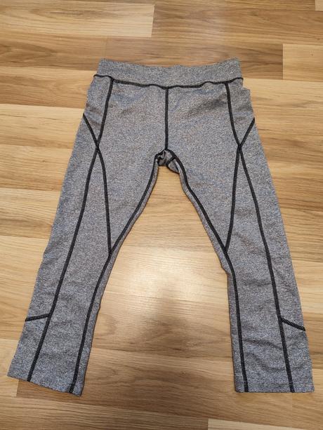 Trojštvrťové sivé legíny, xs