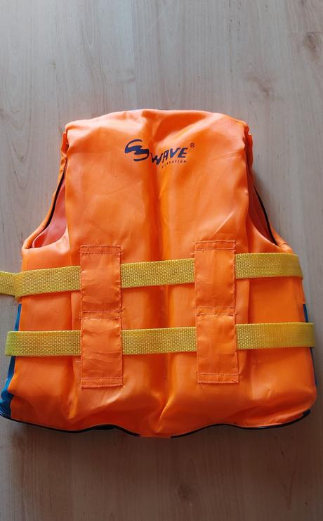 Vesta na plávanie veľ.s na 1-2 roky, 