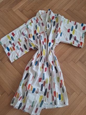 Kimono ushyte,