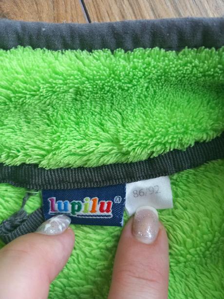 Mikina, lupilu,86