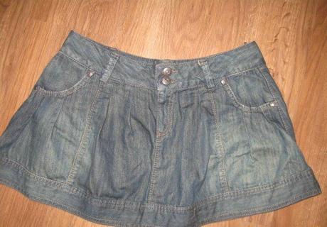 Značková riflova suknička-nádherna, benetton,l