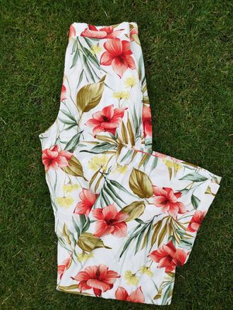 Kvietkované letné nohavice, m