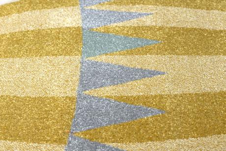 Koberec petit lietajúci balón, obláčiky, sivý, 