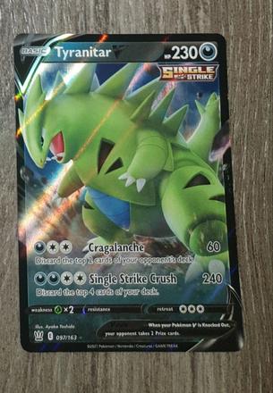 Pokemon karta tyranitar v,