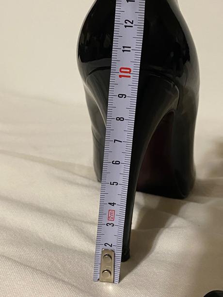 Lodičky guess, guess,35