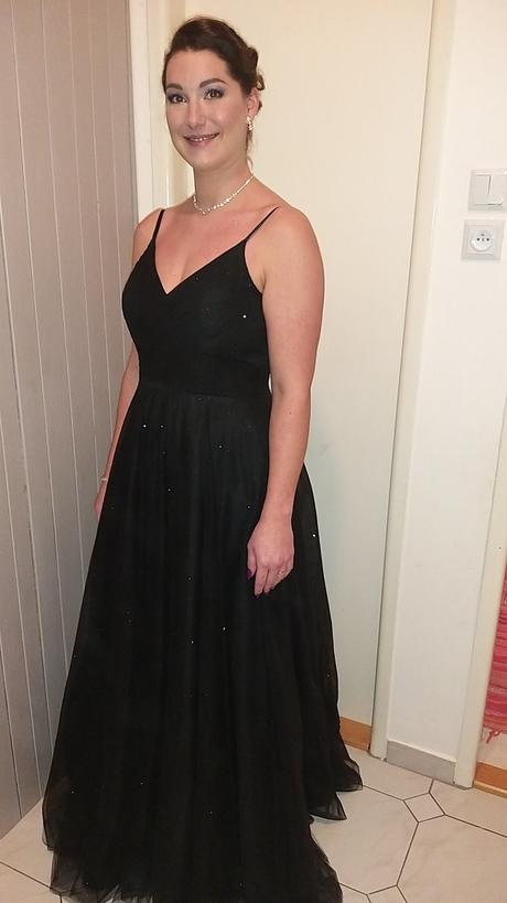 Spolocenske saty, 40