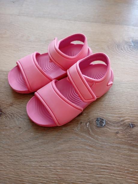 Topánky do vody, 25