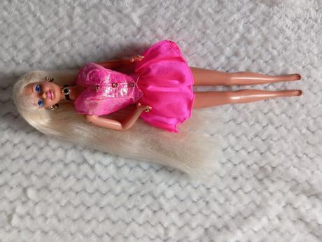 Barbie cut and style 1994,