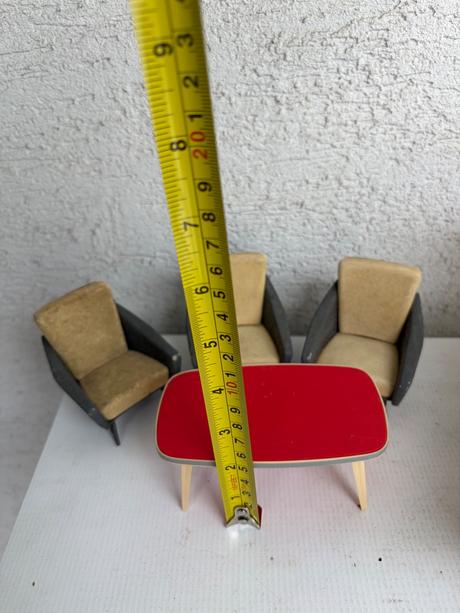 Stary vintage 70 roky maly nabytok pre babiky hrac, 