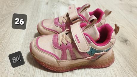 Topánky od 19-29, 24