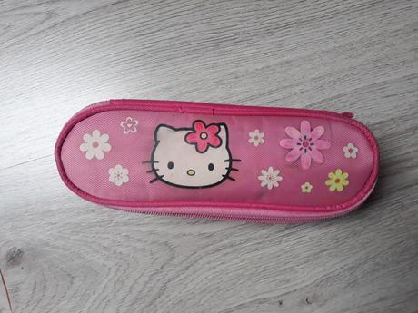 Dievčenský peračník, 