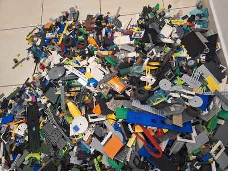 Originál lego na kilá 15,3 kg poctivo vytriedené,