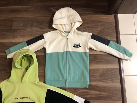 Predám mikinky reserved, reserved,122