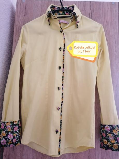 Balík oblečenia, s