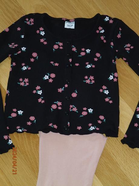 Kvietkované tričko, takko,134