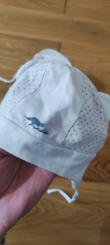 Čiapky  od narodenia po cca 1rok, rada