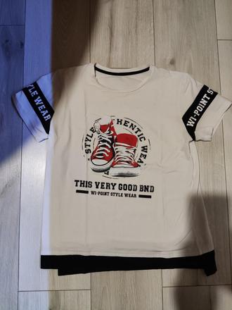 Tričko s teniskami, 158