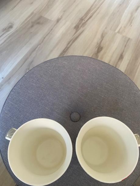 Krásna sada hrnček, šálka, pohár,