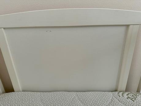 Drevena biela postielka so suflikom, šírka (cm): 60,dĺžka (cm): 120