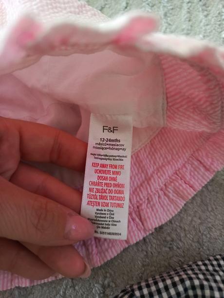 Klobúčiky 1-2 roky, f&f,92