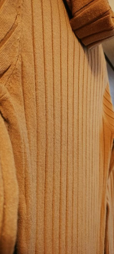 Rolákové šaty - farba camel xs/s, s