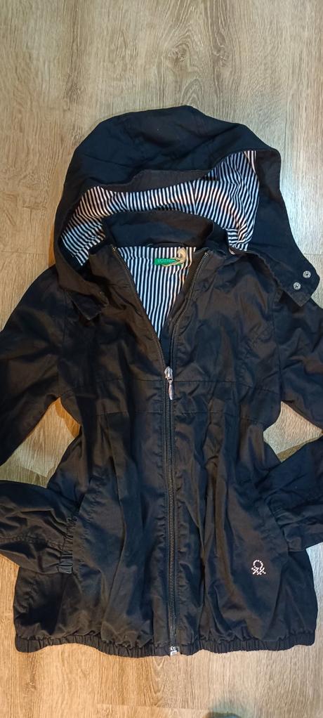 Prechodná bunda, zn.benetton,veľ.7-8rokov,130, benetton,128