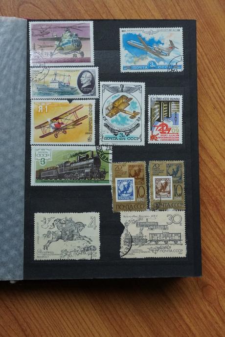 Zakladač plný známok, 