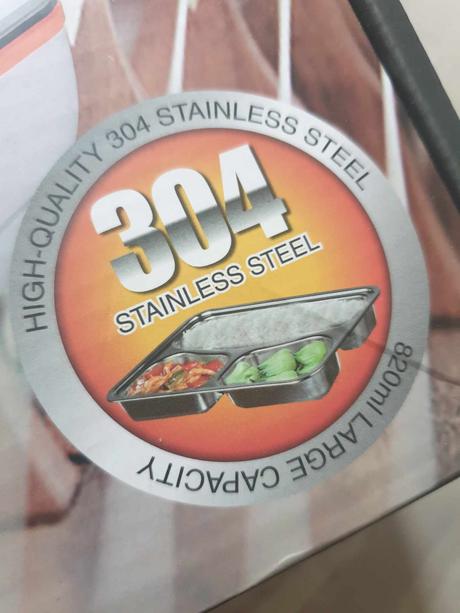 Elektrický box na ohrev jedla v aute,