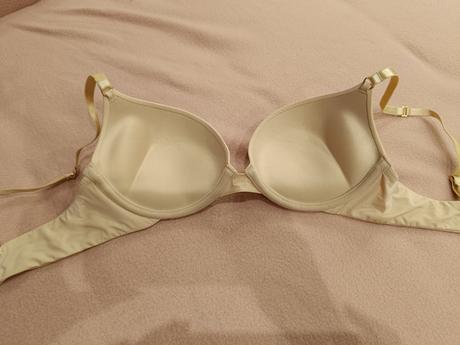 Podprsenka, new yorker,75b