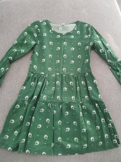 Šaty pre dievčatko, 122