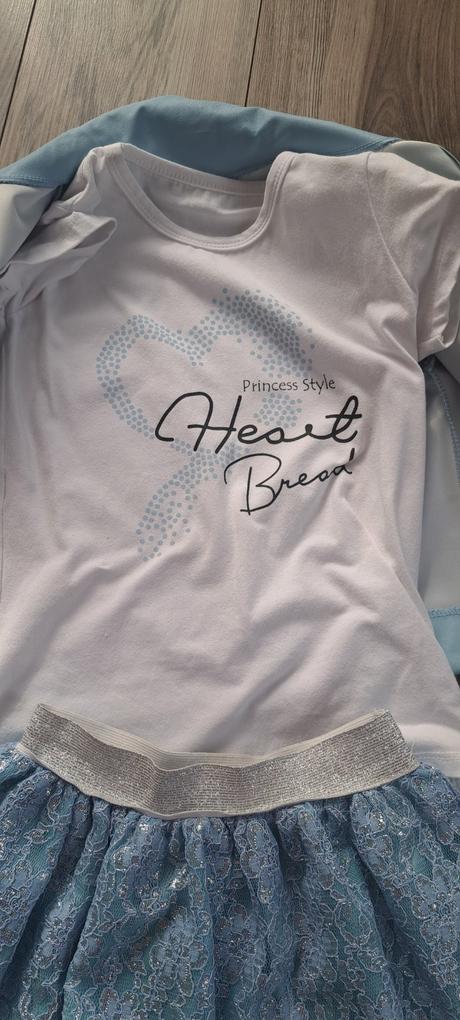 Krásny trojkomplet, 128