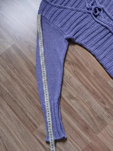 Pletený sveter, 146