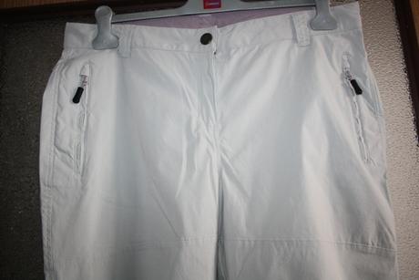 Dámske športové nohavice č. 44, 44