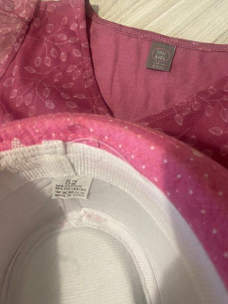 Šaty s klobúkom, pepco,128