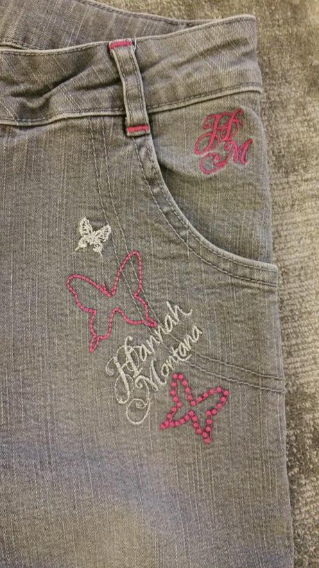 Nohavice pod kolená, disney,140