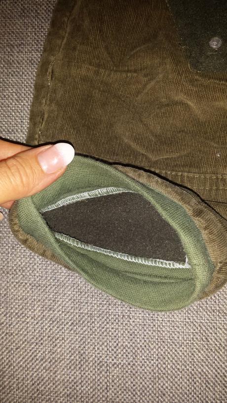 Podšité nohavice, 74