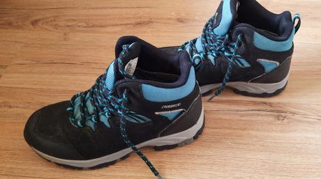 Turisticke topanky, 34