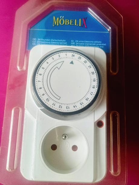 Časový spínač möbelix, 