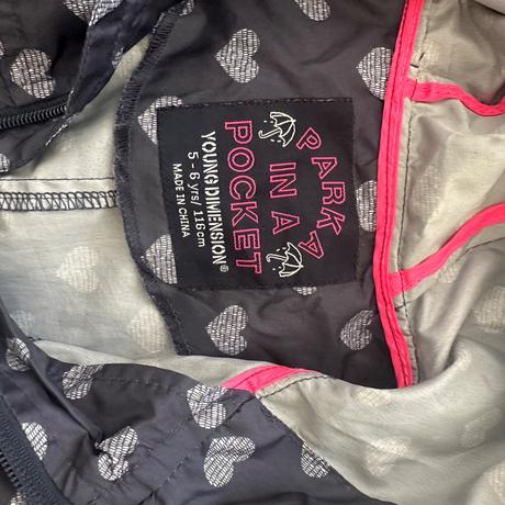 Pršiplášť, young dimension,116