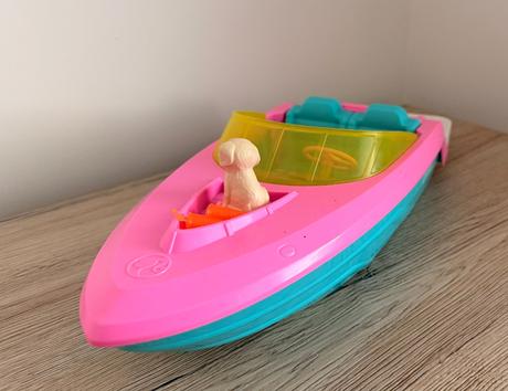 Barbie komplet sada ružový motorový čln s bábiko, 