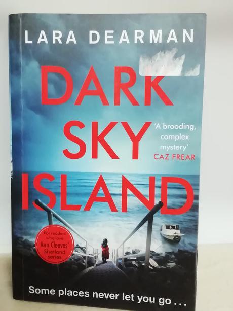 Lara dearman - dark sky island v, 
