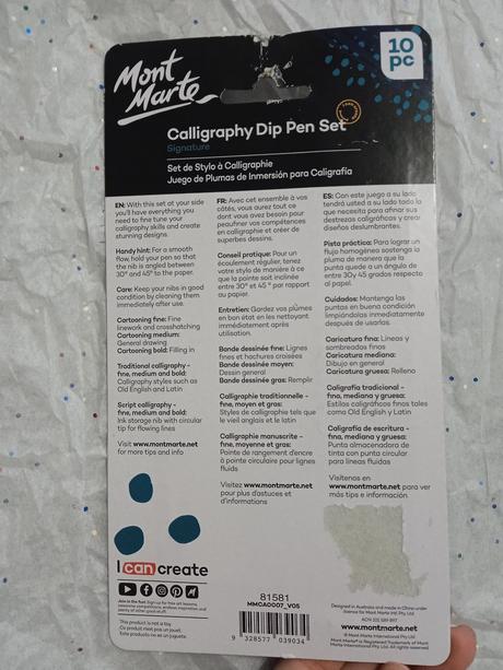 Kaligrafia fantasy vintage perá, 