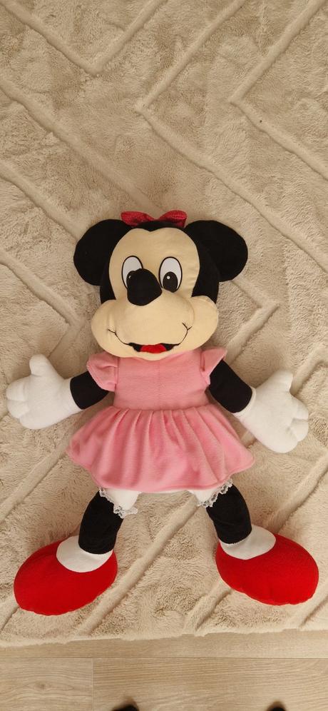 Plyšák minnie,