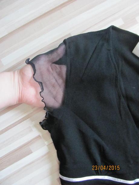 Čierne so striebornými pásikmi, next,38