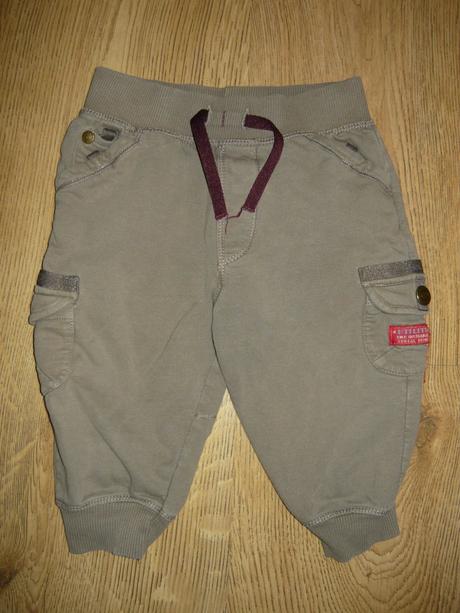 Kvalitné tepláky v -80, marks & spencer,80