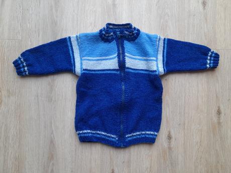 Ručne pletený svetrík, 80