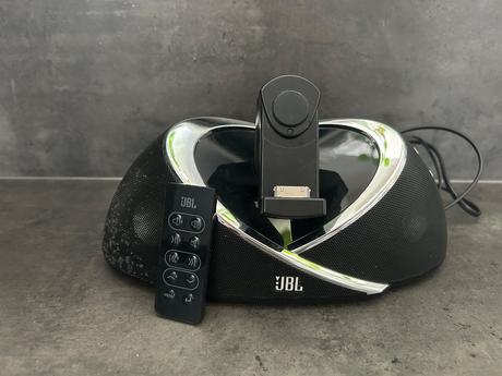 Jbl reproduktor,